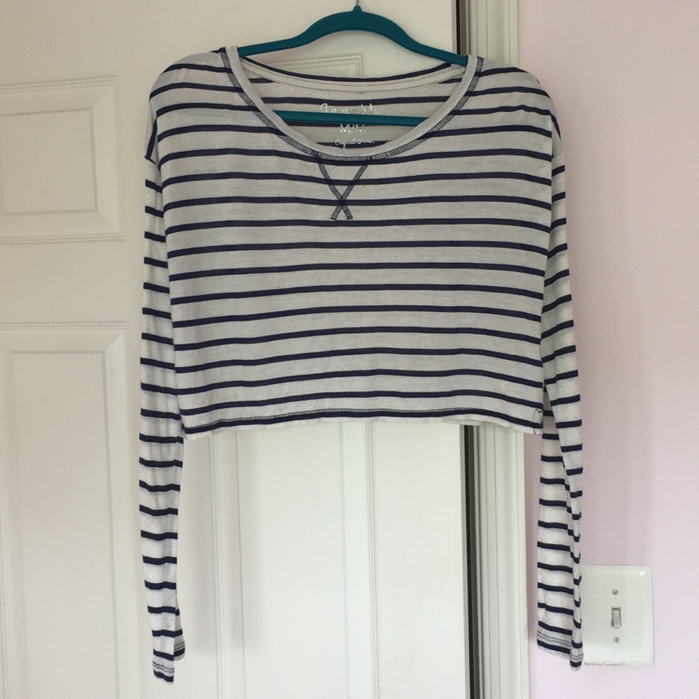 Aeropostale cropped top